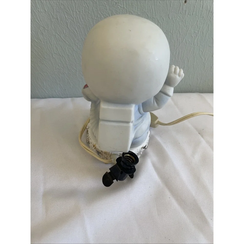 Vintage Rare Aladdin Astronaut Nightlight Lamp Kids Room Cute Works Japan